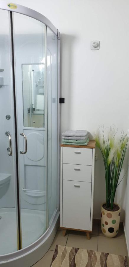 Goldapartman Salgótarján Exteriér fotografie