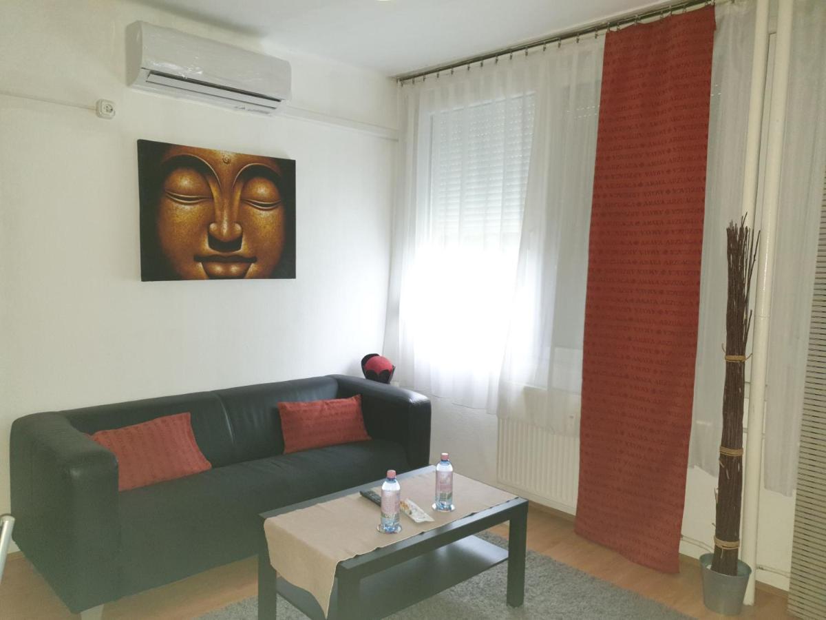 Goldapartman Salgótarján Exteriér fotografie