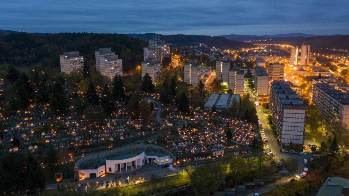 Goldapartman Salgótarján Exteriér fotografie